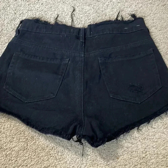 Black distressed Bullhead high rise shorts size 5 - Picture 5 of 5